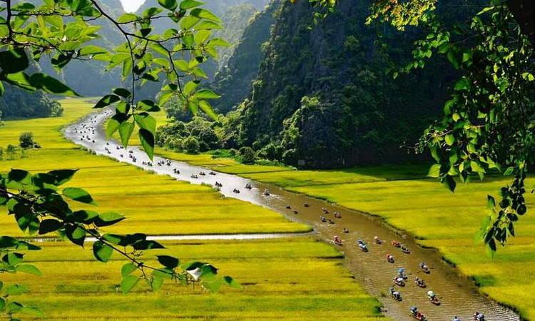 1_-ninh-binh-5-1 Hoa Lu Ancient Capital in Ninh Binh