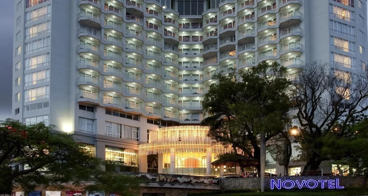 novotel-halong-hotel1-jpg Novotel Halong Bay
