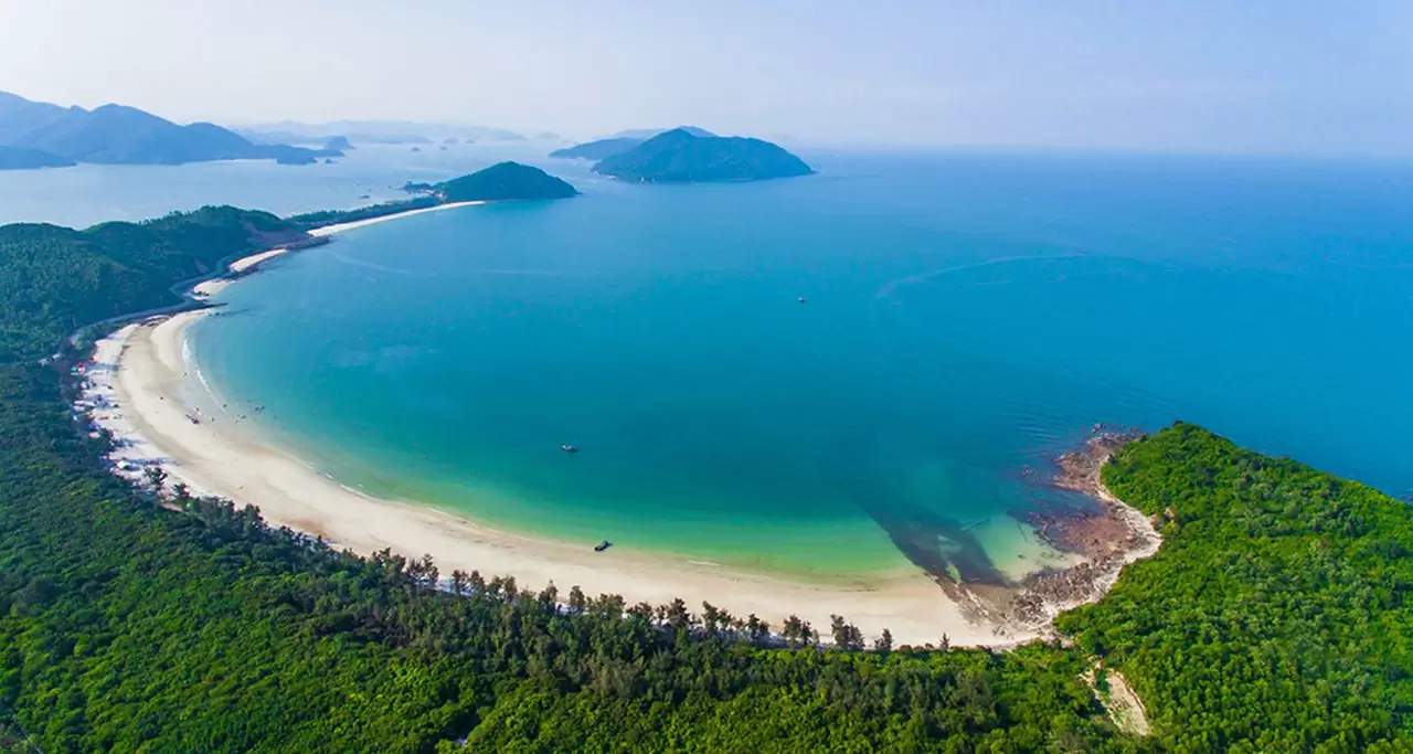 quan-lan-island-jpg A panoramic breathtaking view of Quan Lan Island from above