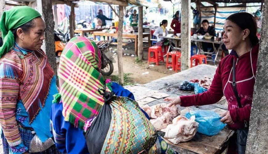 Bac Ha Market
