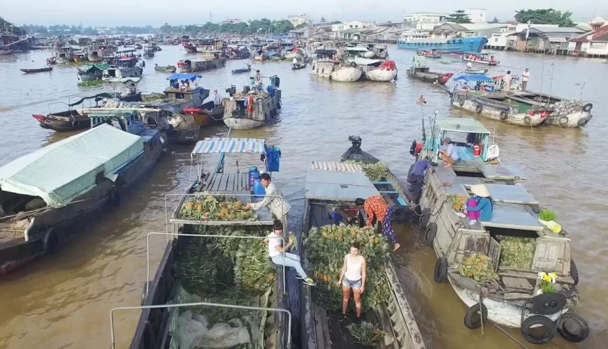 Cai Rang Floating Market