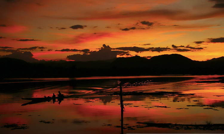 Classic Laos Tour