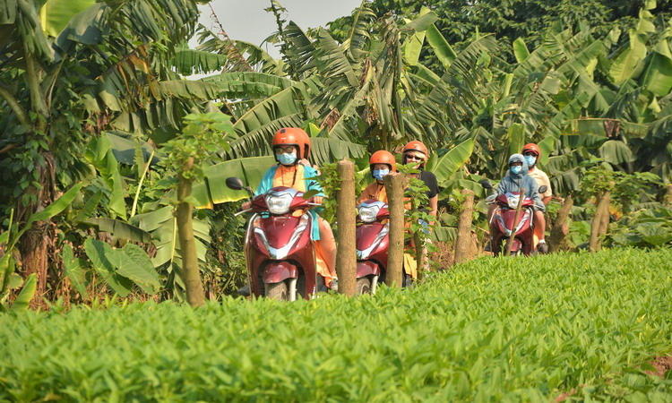 Hanoi Vespa Tour