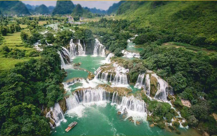 ban gioc waterfall, cao bang, vietnam