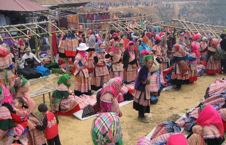 Sapa_Photos_ Lung-Khau-Nhin-Market