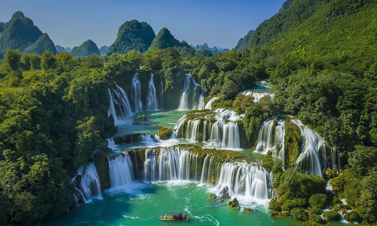 Off the beaten track North Vietnam | 10 days 9 nights