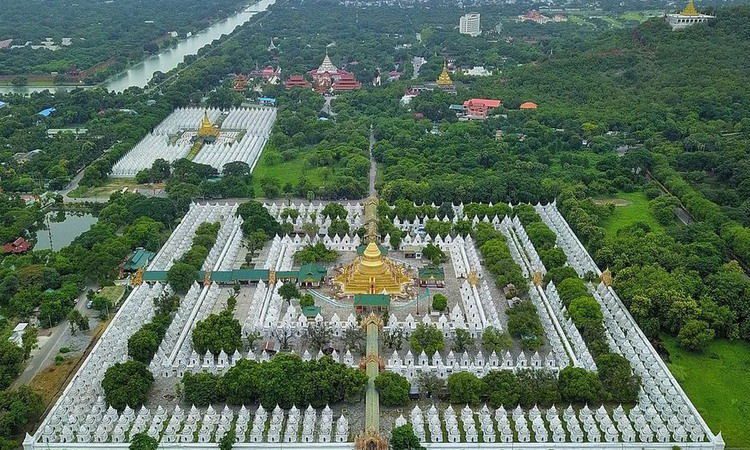 The Kuthodaw Pagoda Myamnar