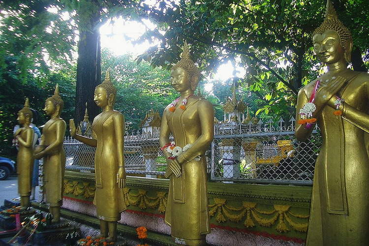 Wat Si Muang