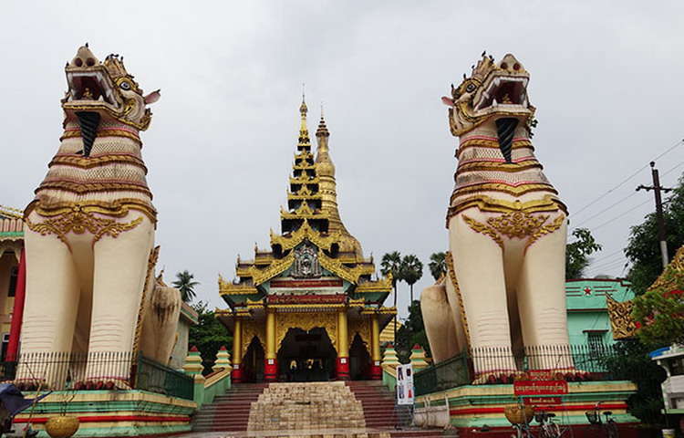 Shwethalyung-Pagoda