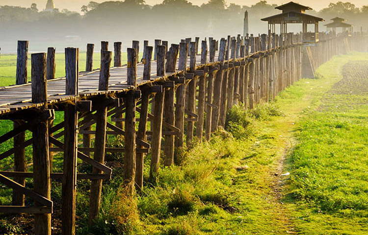 sunrise-at-u-bein-bridge