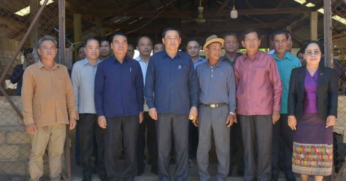 Lao PM Visits Vientiane Province to Encourage Tourism Development