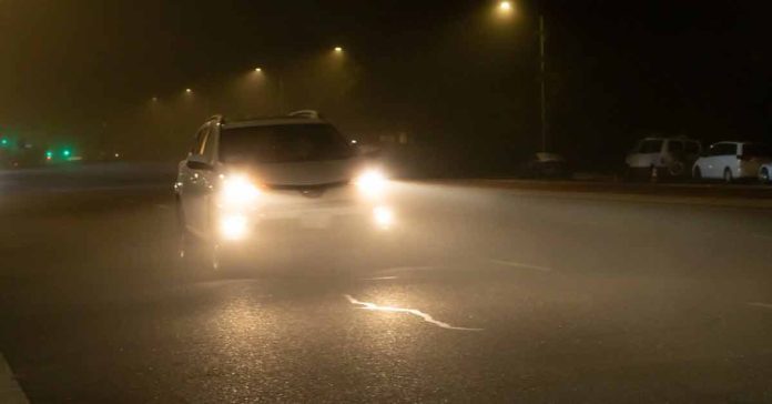 Woman’s High-Beam Complaint Goes Viral in Laos