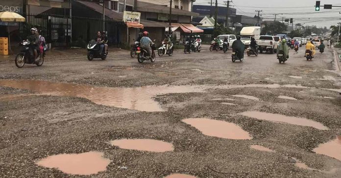 a-696x364-1 Social Media Users in Vientiane Capital Raise Alarm Over Poor State of Roads